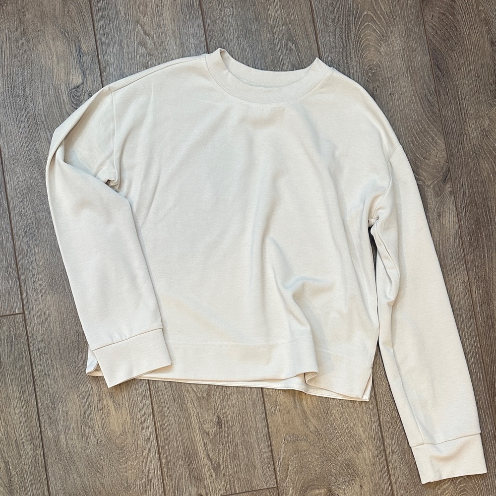 Athleta Seasoft Crewneck Sweatshirt